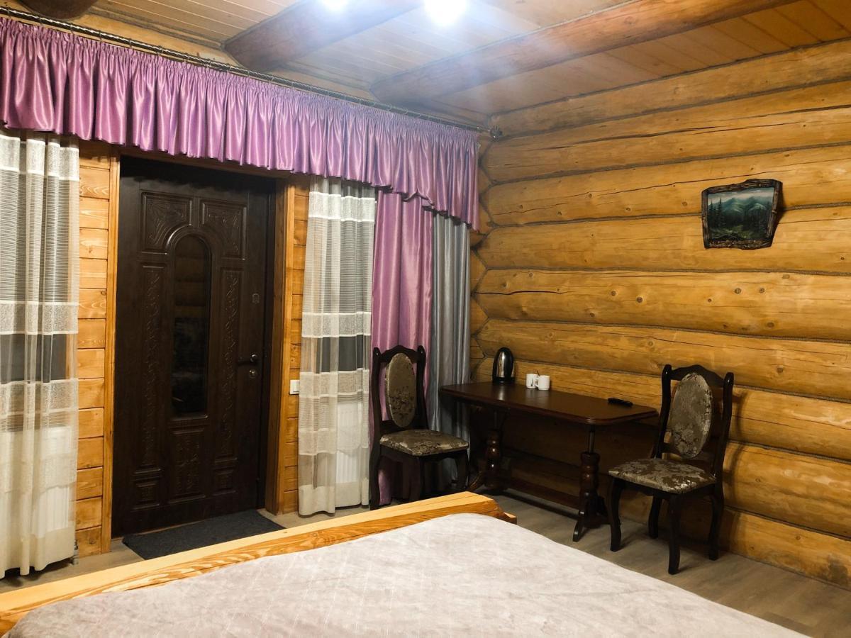 Зимова Казка Tatariv Exterior foto